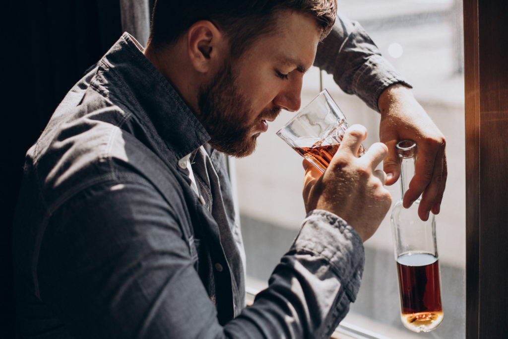 Como Tratar a Hepatite Alcoólica?